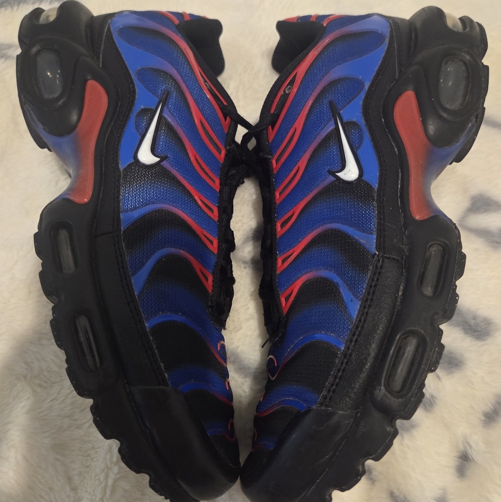 Nike Air Max Plus rare "Spiderman" Special Edition sneakers in black/blue/red